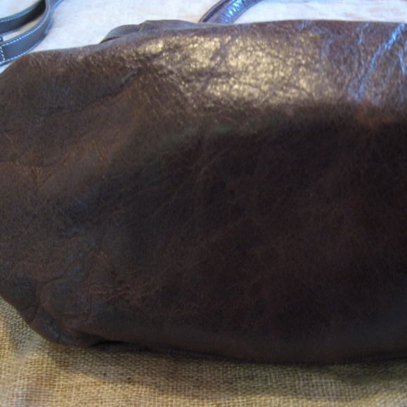 COPY - Magenta Rose Garden On Dark Brown Leather Bag - Picture 6 of 7